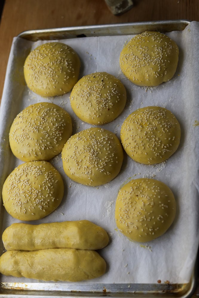 fluffy-sourdough-hamburger-buns-4