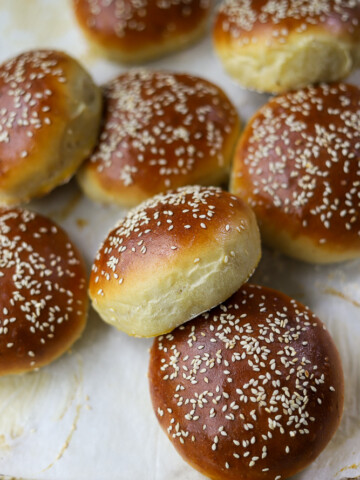 fluffy-sourdough-hamburger-buns-6