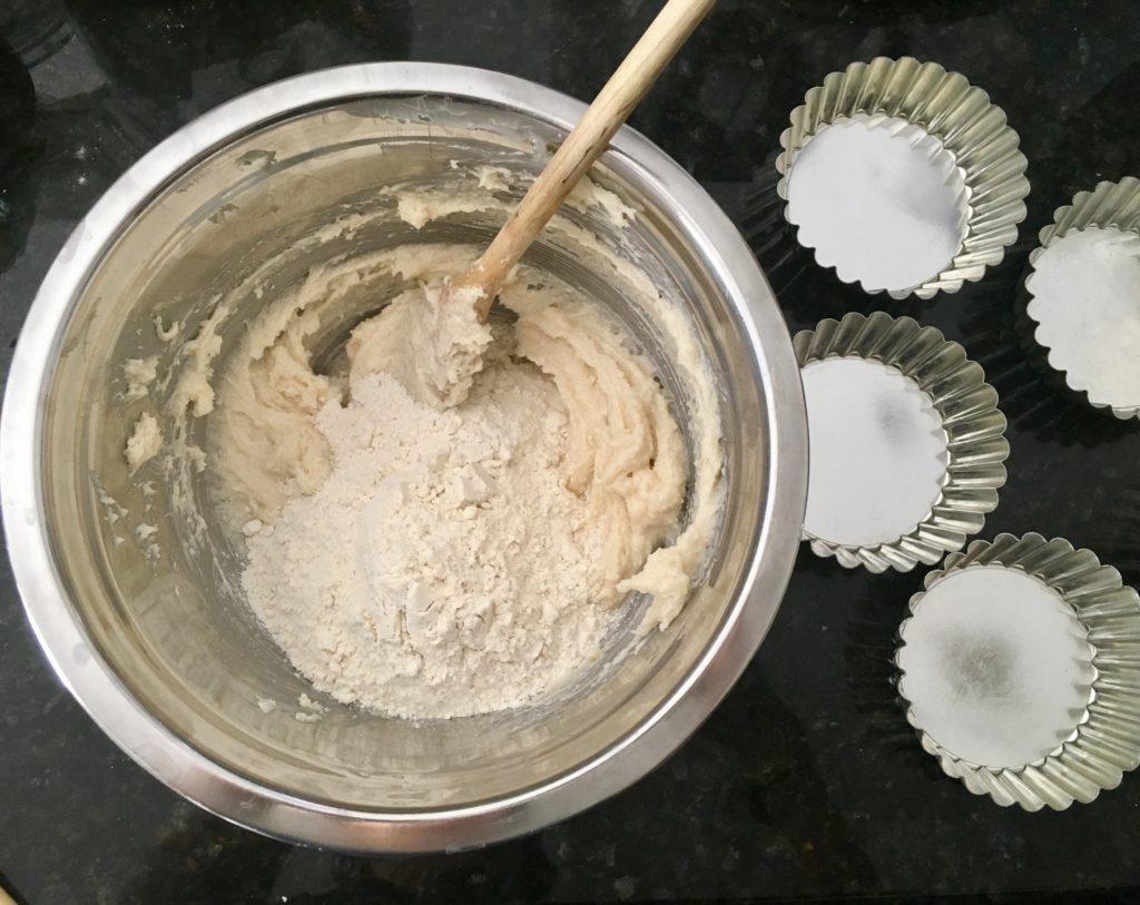 Blood Orange Mini Tarts with Pistachio Shortbread Crust Blood Orange Mini Tarts with Pistachio Shortbread Crust
